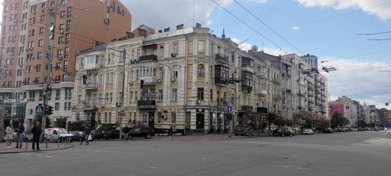 Апартаменты Saksaganskogo Centre Киев Экстерьер фото